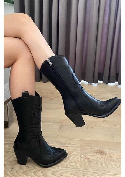Kadın Liva Siyah Cilt Nakışlı 7 cm Topuklu Fermuarlı Koyboy Çizme modelleri