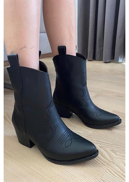 Kadın Kısa Topuklu Kovboy Bot indirimleri