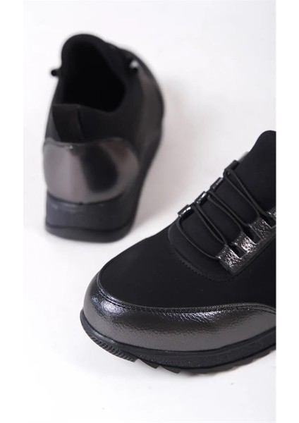 Kadın Siyah Platın Bağcıklı Lastikli Ortopedik Rahat Taban Taş Detaylı Günlük Babet Anne Ayakkabısı indirimleri