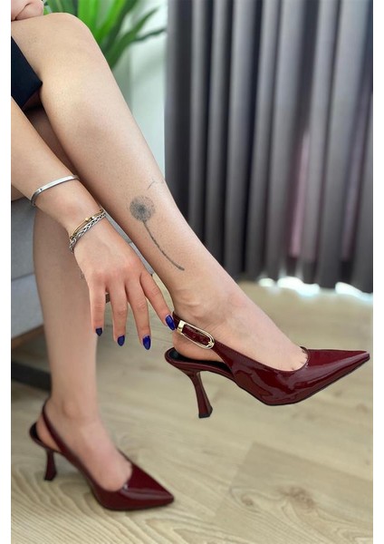 Kadın Bordo Rugan Sivri Burun Arkası Acık 8 cm Topuklu Ayakkabı