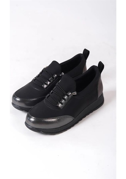 Kadın Siyah Platın Bağcıklı Lastikli Ortopedik Rahat Taban Taş Detaylı Günlük Babet Anne Ayakkabısı fırsatları