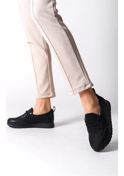 Kadın Siyah Bağcıklı Lastikli Ortopedik Rahat Taban Taş Detaylı Günlük Babet Anne Ayakkabısı