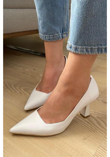 Kadın Beyaz Cilt 7 cm Topuklu Stiletto