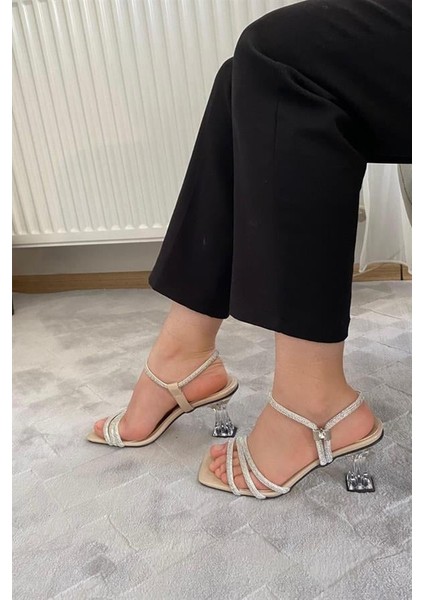 Kadın Krem Rugan Taşlı Bilekten Gecmeli Şeffaf Topuklu Ayakkabı fiyatları