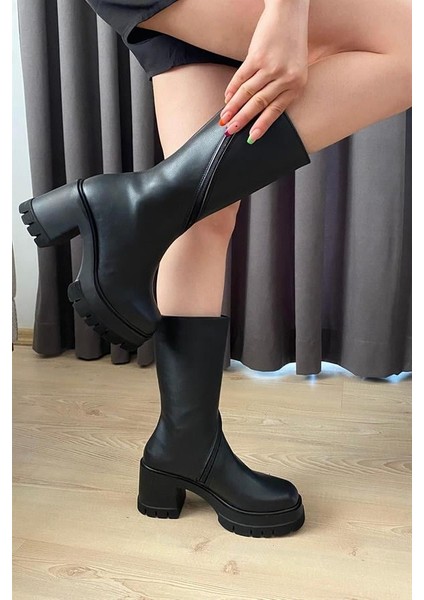 Kadın Siyah Cilt Döner Fermuarlı Çizme 8 cm Topuklu Suni Deri Şık Tasarım fiyatları
