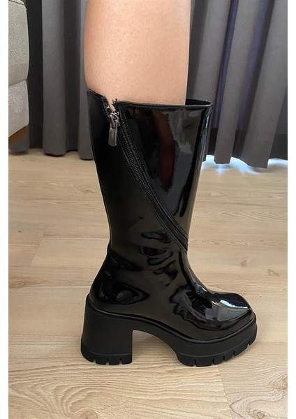 Kadın Siyah Rugan Döner Fermuarlı Çizme fırsatları