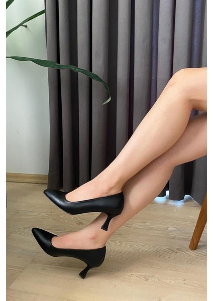 Kadın Siyah Cilt 6 cm Ince Topuklu Stiletto fiyatları