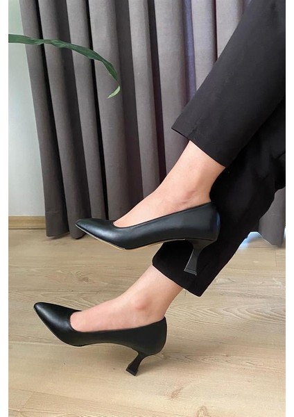 Kadın Siyah Cilt 6 cm Ince Topuklu Stiletto modelleri