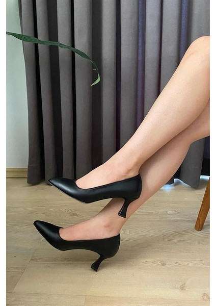 Kadın Siyah Cilt 6 cm Ince Topuklu Stiletto fırsatları