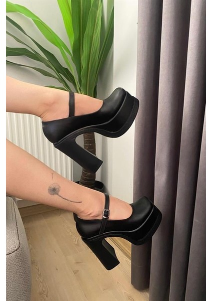 Kadın Siyah Tek Baretli (12 cm ) Platform Topuklu Ayakkabı