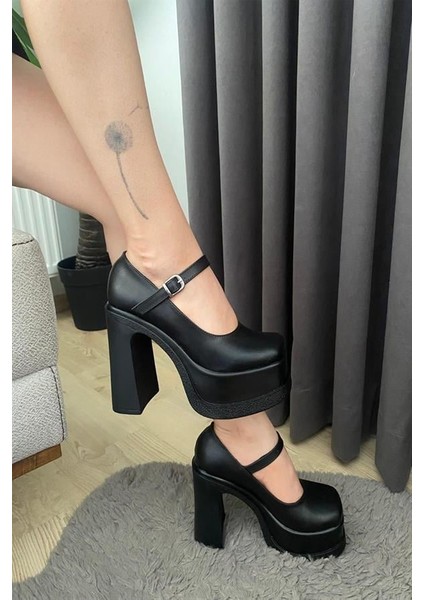 Kadın Siyah Tek Baretli (12 cm ) Platform Topuklu Ayakkabı fırsatları