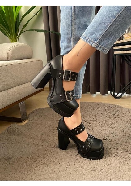 Kadın Sıyah Deri Iki Tokalı Kapsul Detaylı 12 cm Platform Topuklu Ayakkabı