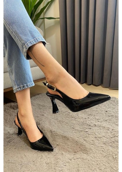 Kadın Siyah Rugan Sivri Burun Arkası Acık 8 cm Topuklu Ayakkabı modelleri