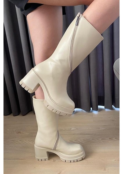 Kadın Krem Cilt Döner Fermuarlı Çizme