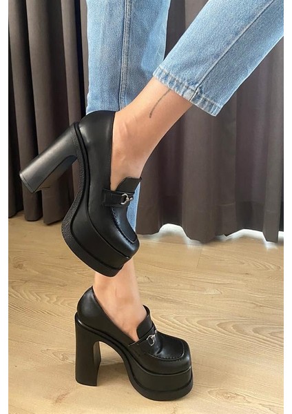 Kadın Siyah Deri Ince Tokalı Lofer Model 12 cm Platform Topuklu Ayakkabı