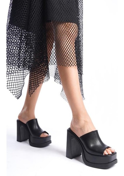 Kadın Siyah Geniş Bantlı (12 cm ) Platform Topuklu Terlik fiyatları