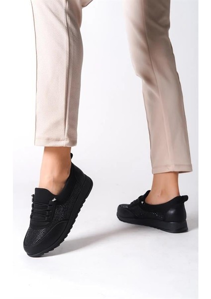 Kadın Siyah Taşlı Bağcıklı Lastikli Ortopedik Rahat Taban Taş Detaylı Günlük Babet Anne Ayakkabısı modelleri