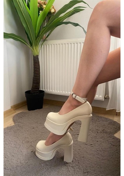 Kadın Krem Cilt Bilekten Bağlamal (12 cm ) Platform Topuklu Ayakkabı