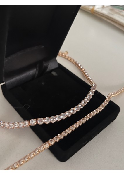 Kadın Gold Su Yolu Kolye Bileklik Set Lüks Kadife Mücevher Kutusunda modelleri