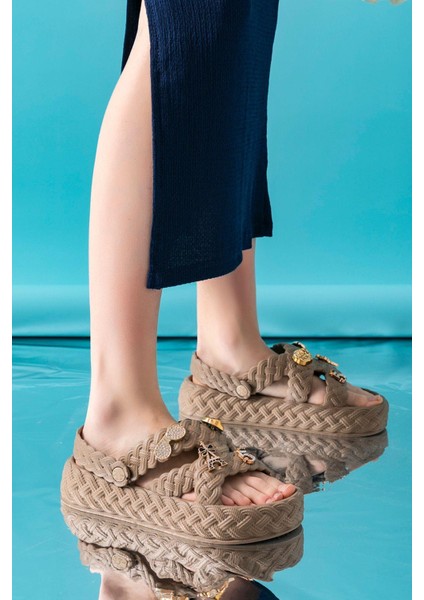 Kadın Eva Taşlı Yüksek Ölçekli Kaymaz Taban Günlük Plaj Deniz Havuz Banyo Ev Terliği modelleri