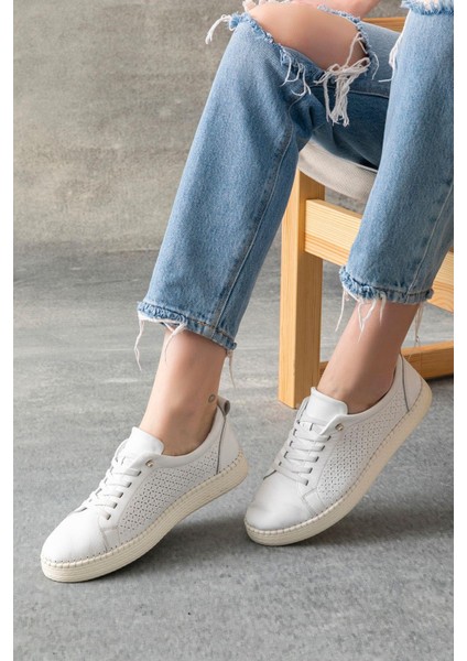 Nancy Hakiki Deri Beyaz Kadın Deri Babet