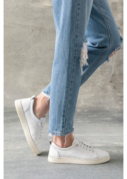 Nancy Hakiki Deri Beyaz Kadın Deri Babet fiyatları