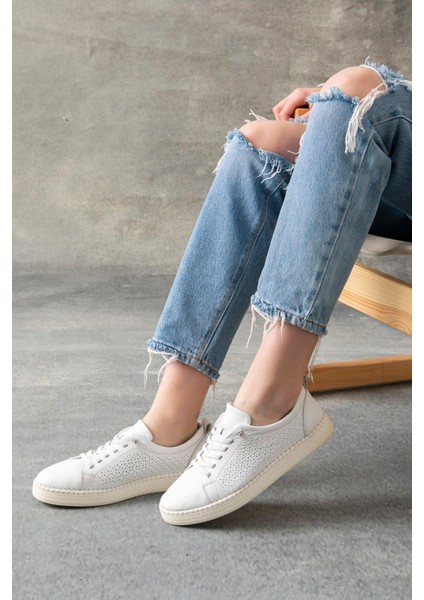 Nancy Hakiki Deri Beyaz Kadın Deri Babet modelleri