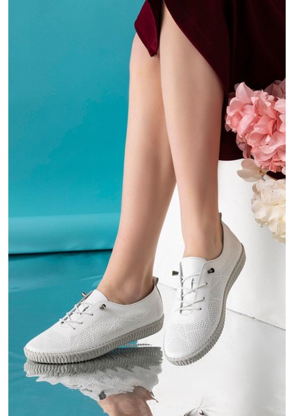 Toulon Hakiki Deri Beyaz Kadın Deri Babet