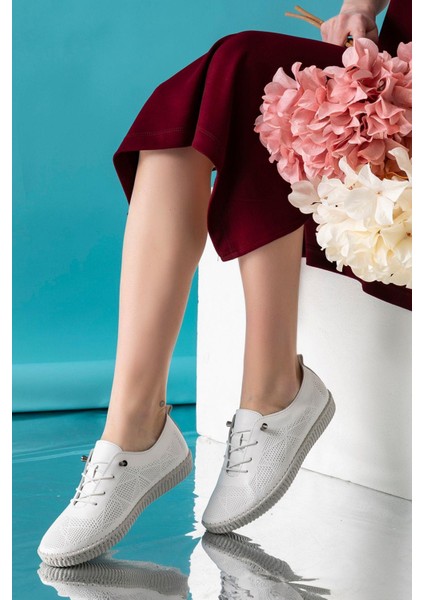 Toulon Hakiki Deri Beyaz Kadın Deri Babet fırsatları