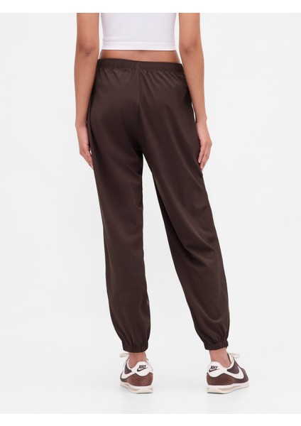 Kadın Kahverengi Gapfit Tech High Rise Jogger Eşofman Altı fırsatları