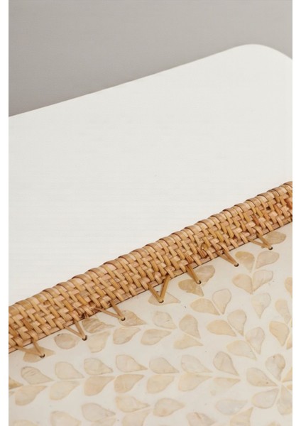 Sedef Işlemeli Kare Rattan Servis Tepsisi, El Yapımı, Krem Yaprak Desen, 28 cm fırsatları