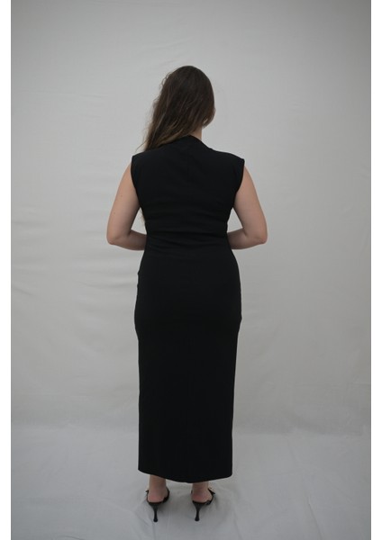 Siyah Düğme Detaylı Elbise fırsatları