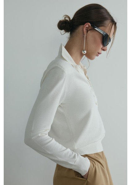 Beyaz Carter Polo Yaka Triko Kazak modelleri