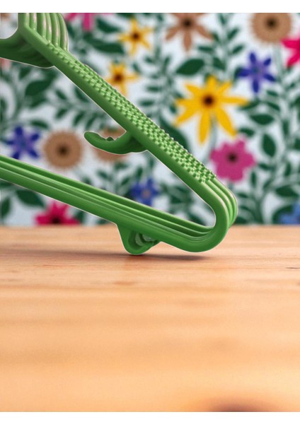 Elbise Kıyafet Askısı 24'lü Set 24 Adet Yeşil Plastik 24 Gömlek Askısı fiyatları