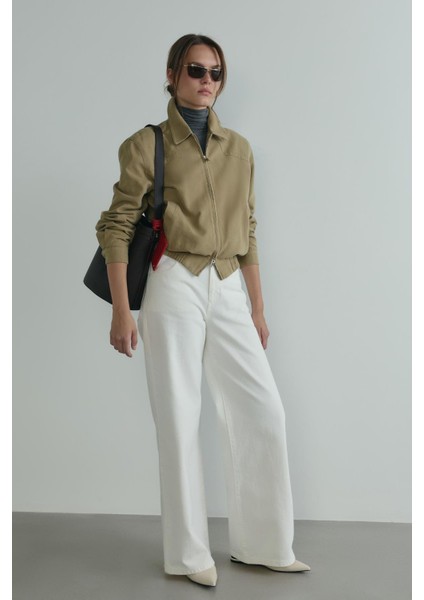 Beyaz 88 Wide Leg Jean