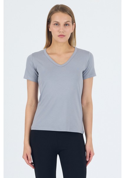 Victoria V Yaka Gri Basic Bambu ve Organik Pamuk Kadın Tişört