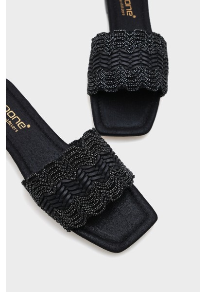 Katya Düz Topuklu Parlak Küt Burunlu Kadın Terlik indirimleri