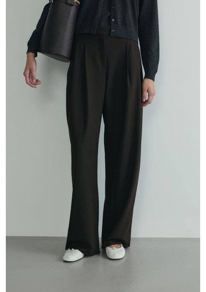 Acı Kahve Lina Pileli Pantolon