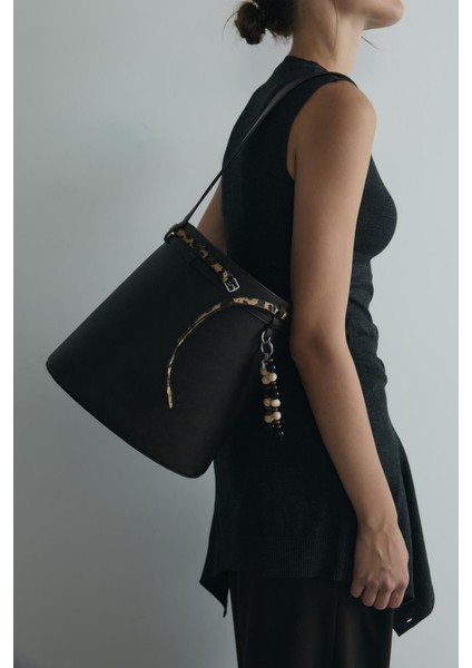 Acı Kahve Lora Kemerli Deri Çanta