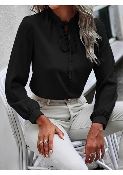 Kadın Uzun Kollu Yakalı Yakadan Bağcıklı Düğmeli Sandy Bluz