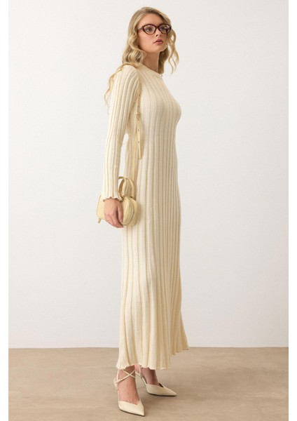 Bisiklet Yaka Kalın Fitilli Uzun Triko Elbise Krem 9363-E fiyatları