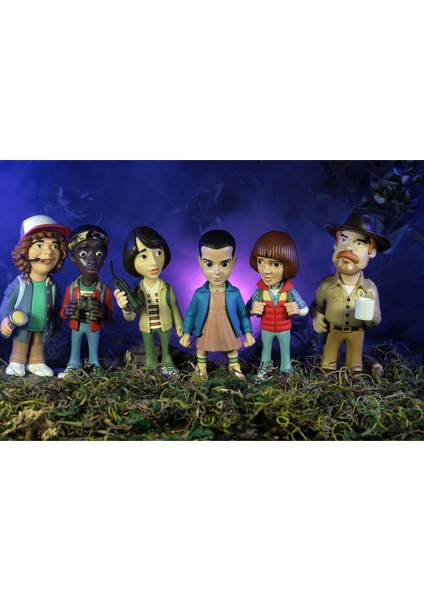MNX09000 Minix Koleksiyon Figürü Hooper - Stranger Things - 13876 indirimleri