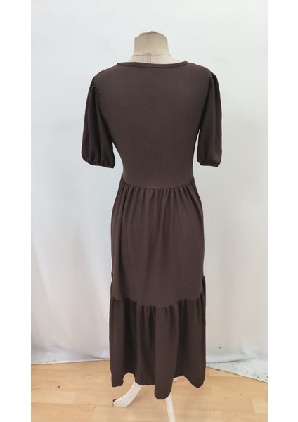 Kadın Kısa Kollu Yakası Açık Katlı Bürümcük Balon Elbise