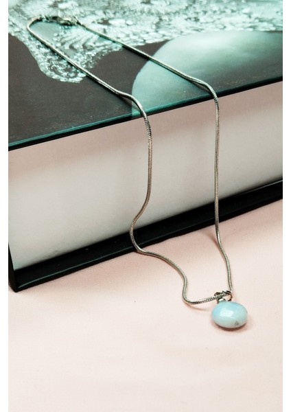 Kalsedon Doğal Taşı Zincirli El Yapımı Kolye Uç: 1,5 cm Zincir: 20 cm Kutulu fırsatları