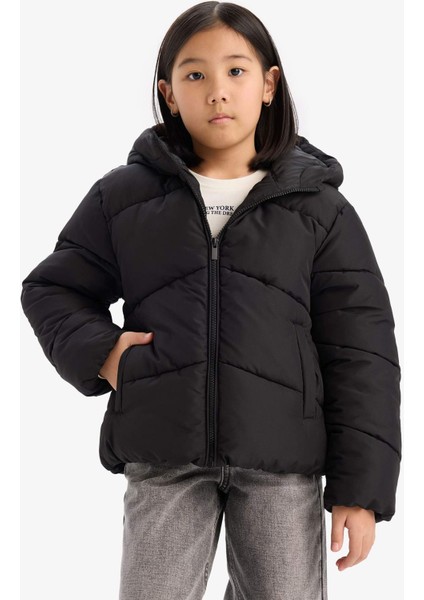 Kız Çocuk Su Geçirmez Kapüşonlu Fermuarlı Şişme Mont C5389A825AU modelleri