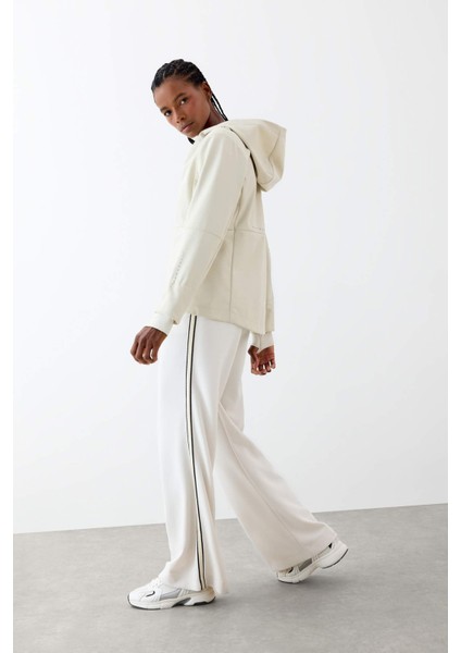 Fit Su İtici Softshell Slim Fit Dar Kesim Kapüşonlu Fermuarlı Cepli Mevsimlik Yağmurluk C4951AX25AU fiyatları