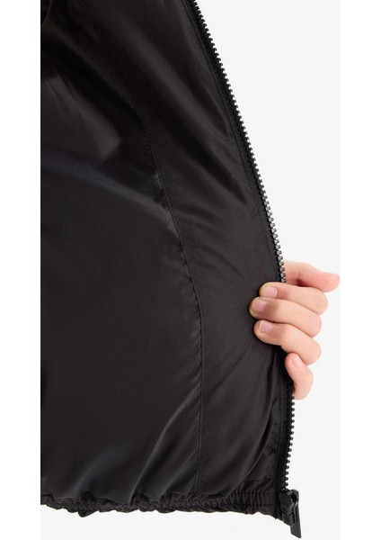 Kız Çocuk Su Geçirmez Kapüşonlu Fermuarlı Şişme Mont C5389A825AU