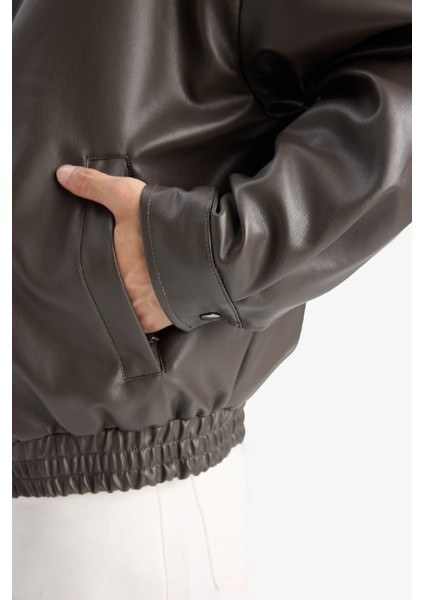 Su Geçirmez Oversize Geniş Kalıp Dik Yaka İç Cepli Çıtçıtlı Beli Lastikli Deri Ceket Mont D2427AX25AU