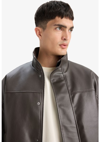 Su İtici Oversize Fit Geniş Kalıp Dik Yaka İç Cepli Çıtçıt Kapamalı Beli Lastikli Deri Ceket Mont D2427AX25AU indirimleri