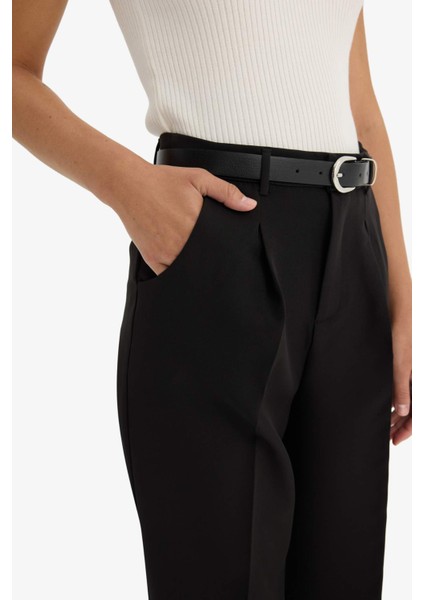 Carrot Fit Cep Detaylı Yüksek Bel Düz Paça Gabardin Pantolon F7446AX25AU